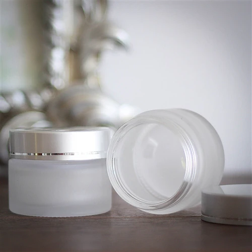 50 ml Frosted Glass Jar with Brushed Silver Cap and Foam Liner - Image 4