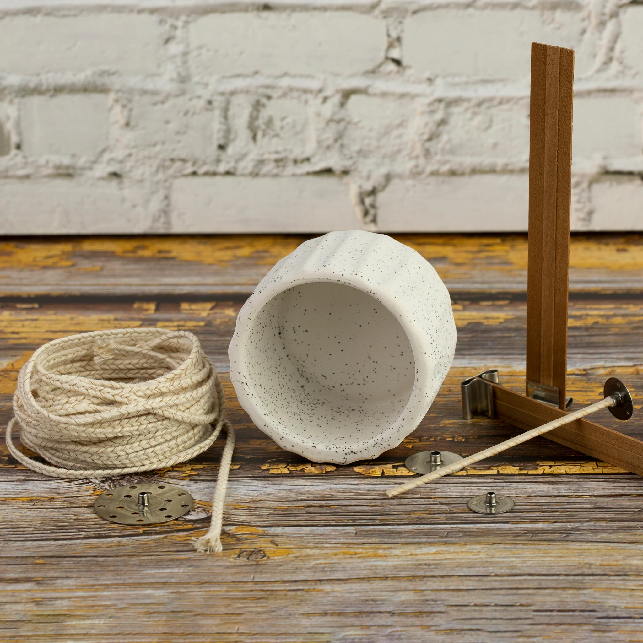 Ceramic Tealight Holder - Image 2